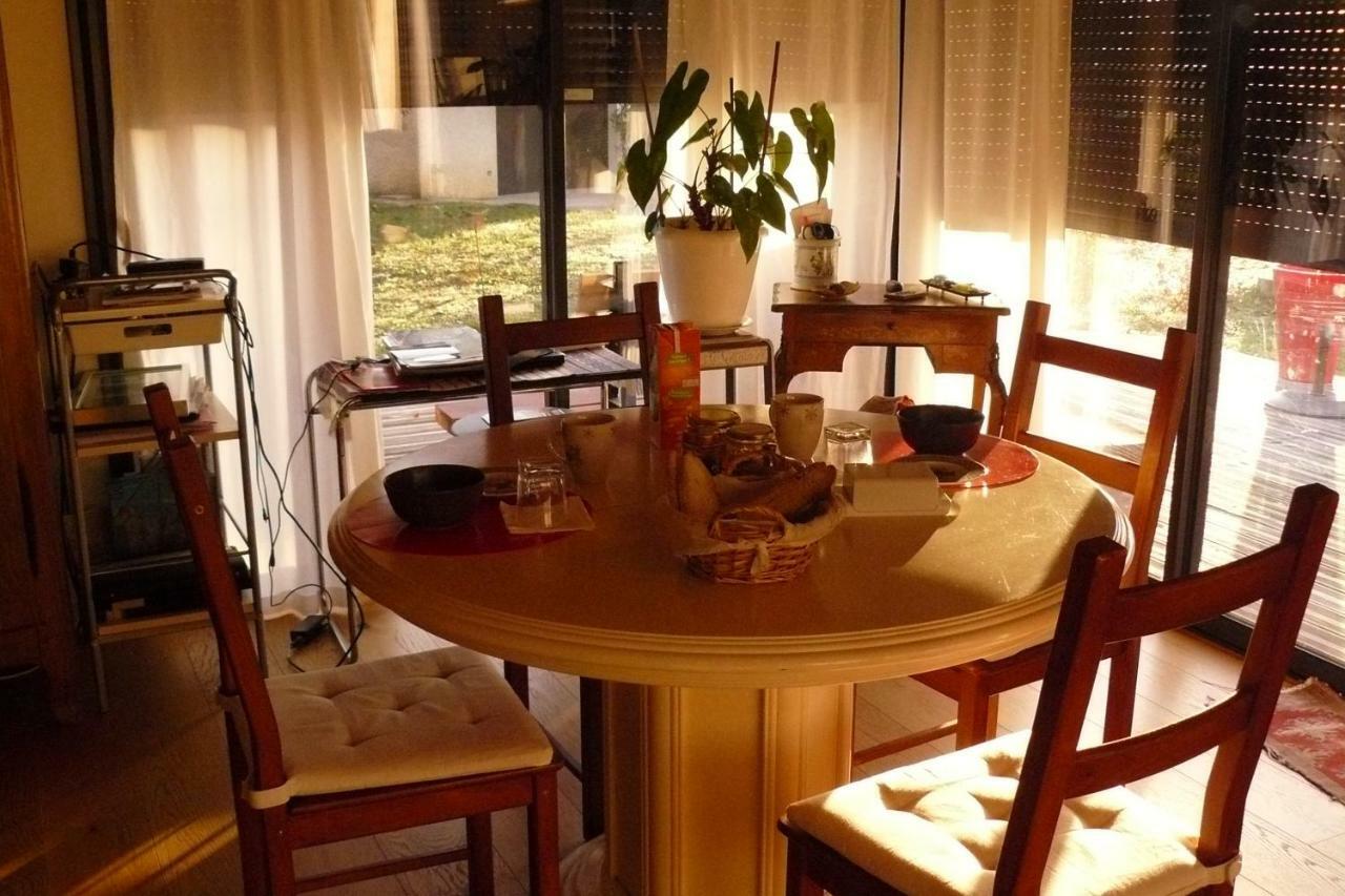 Chambre chez l'habitant Hauteville-sur-Fier Extérieur photo
